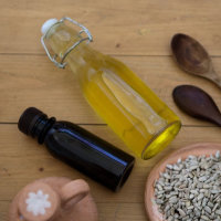 Масло подсолнечное сыродавленное
